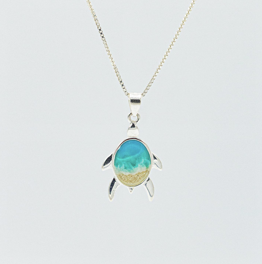 The Shoreline Turtle Necklace (Sterling Silver)